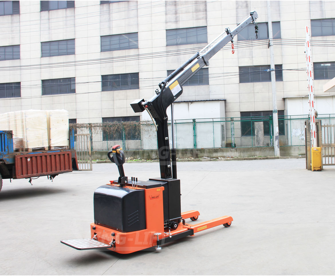 全電動旋轉(zhuǎn)小吊機(jī)